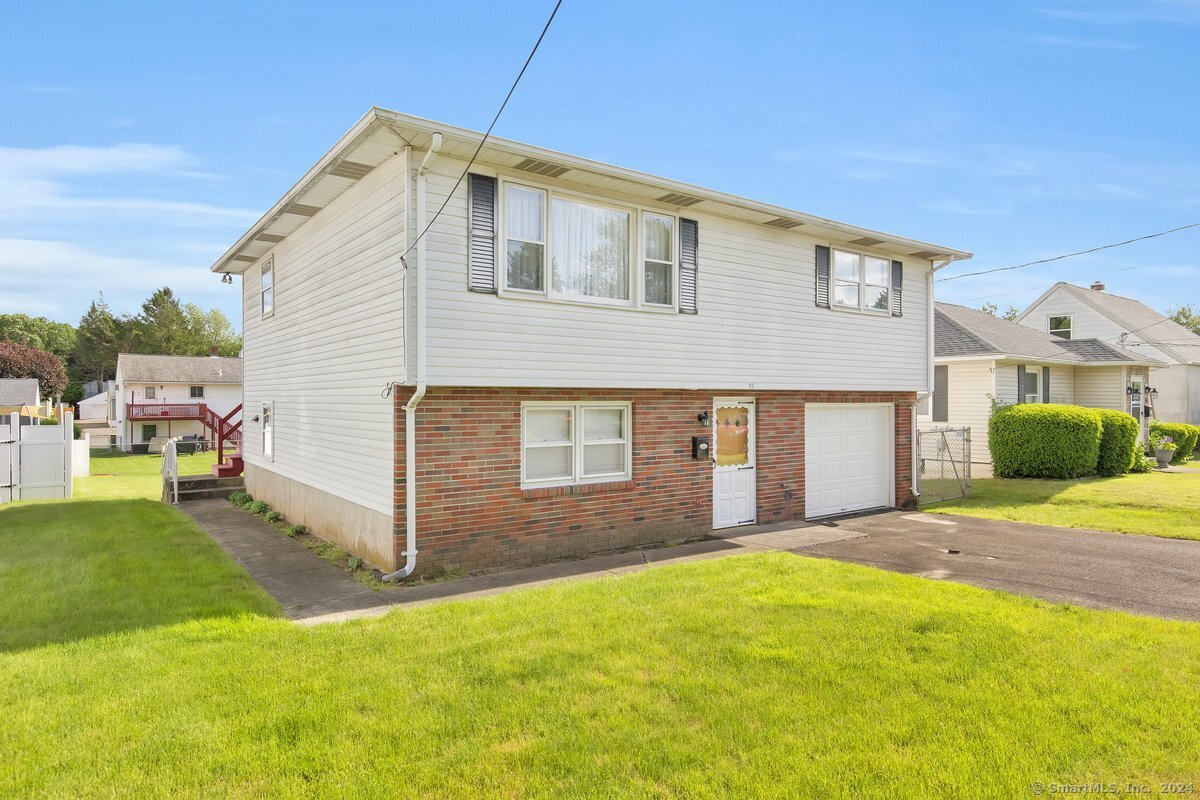 92 Rockland Avenue Waterbury CT 06708