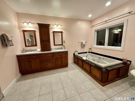 455 Chesterfield Road Montville CT 06370