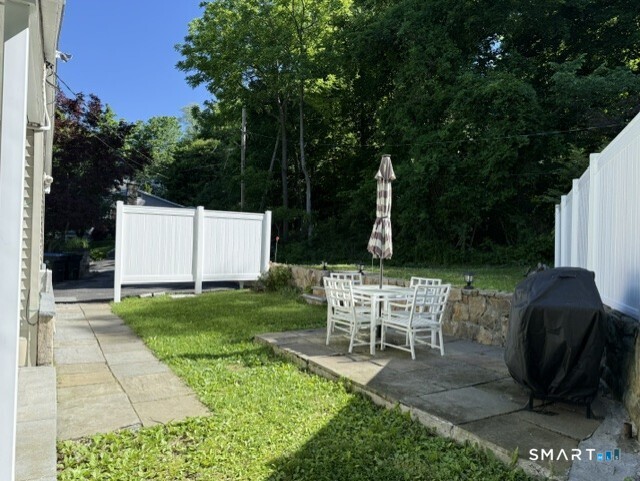 14 Bantam Road New Fairfield CT 06812