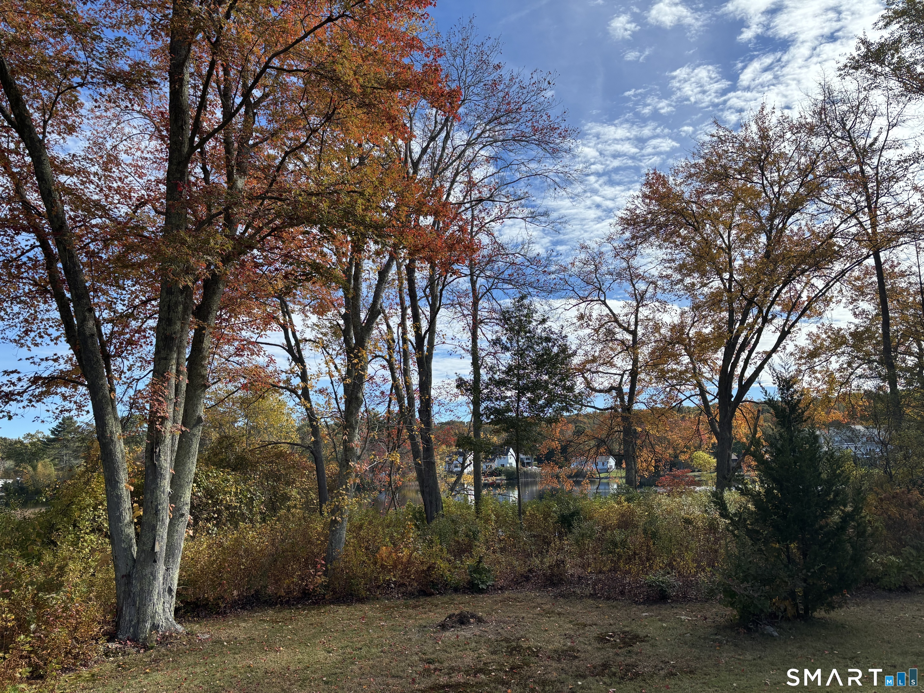 5 Colonial Drive East Lyme CT 06333