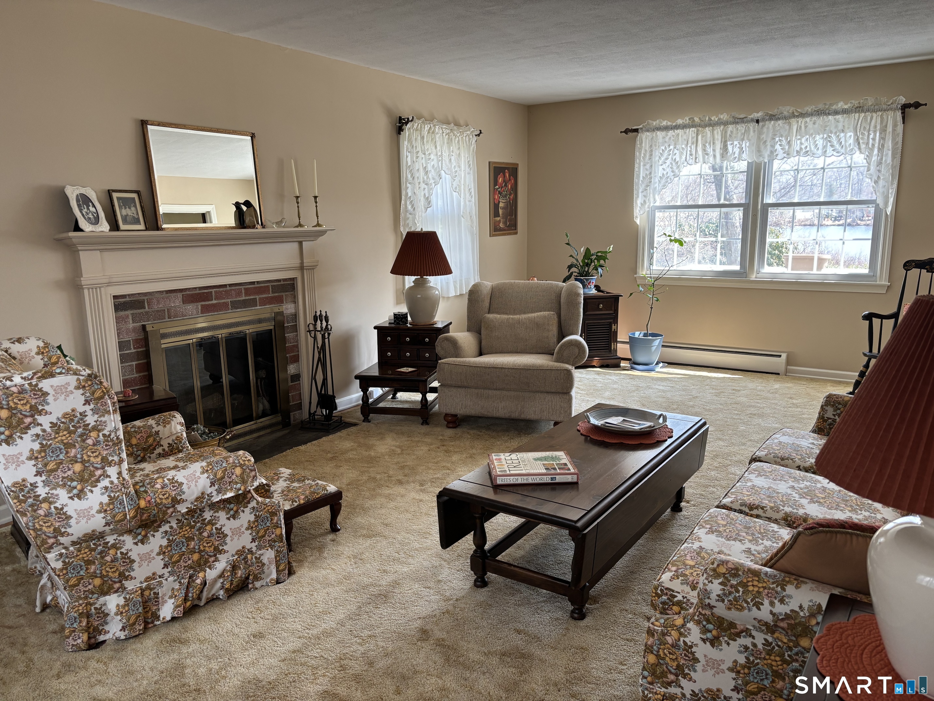 5 Colonial Drive East Lyme CT 06333