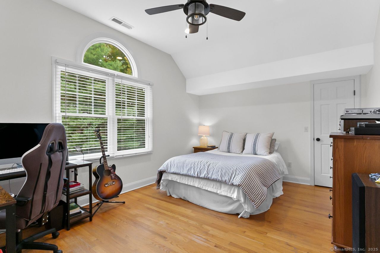 133 Green Acre Lane Fairfield CT 06824