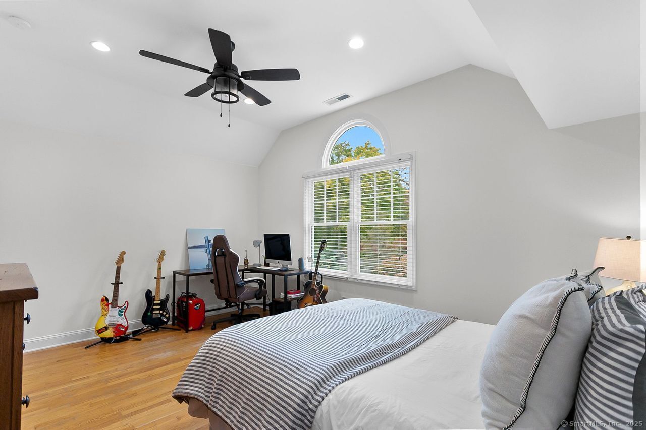 133 Green Acre Lane Fairfield CT 06824