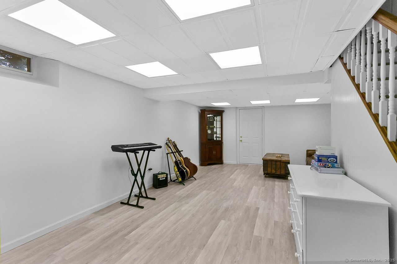 133 Green Acre Lane Fairfield CT 06824