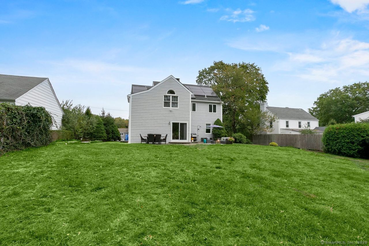 133 Green Acre Lane Fairfield CT 06824