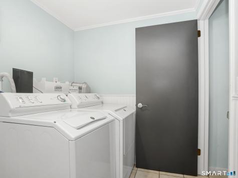 16 Deepdene Road Trumbull CT 06611
