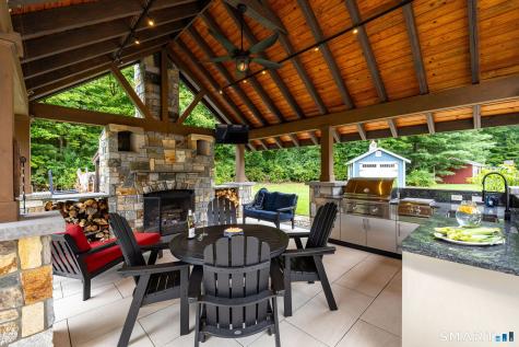 11 Jubrey Drive Windsor CT 06095