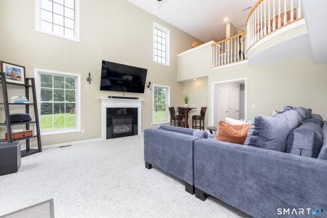11 Jubrey Drive Windsor CT 06095