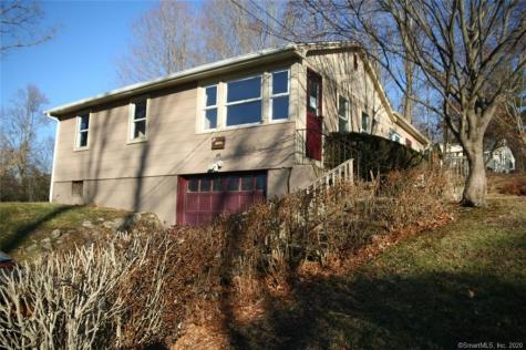 34 Fulton Drive New Fairfield CT 06812