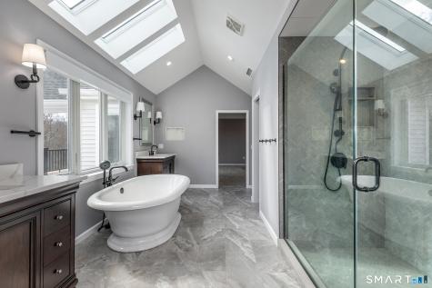 4 Sunrise Lane Bridgewater CT 06752