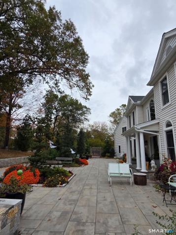 4 Sunrise Lane Bridgewater CT 06752