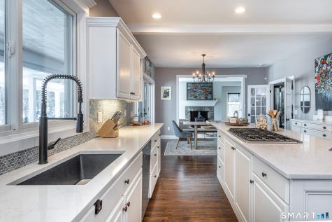 4 Sunrise Lane Bridgewater CT 06752