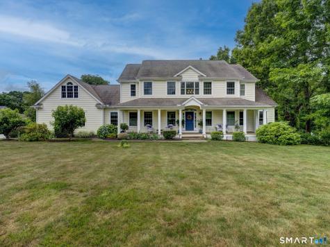 75 Warren Glen Burlington CT 06013