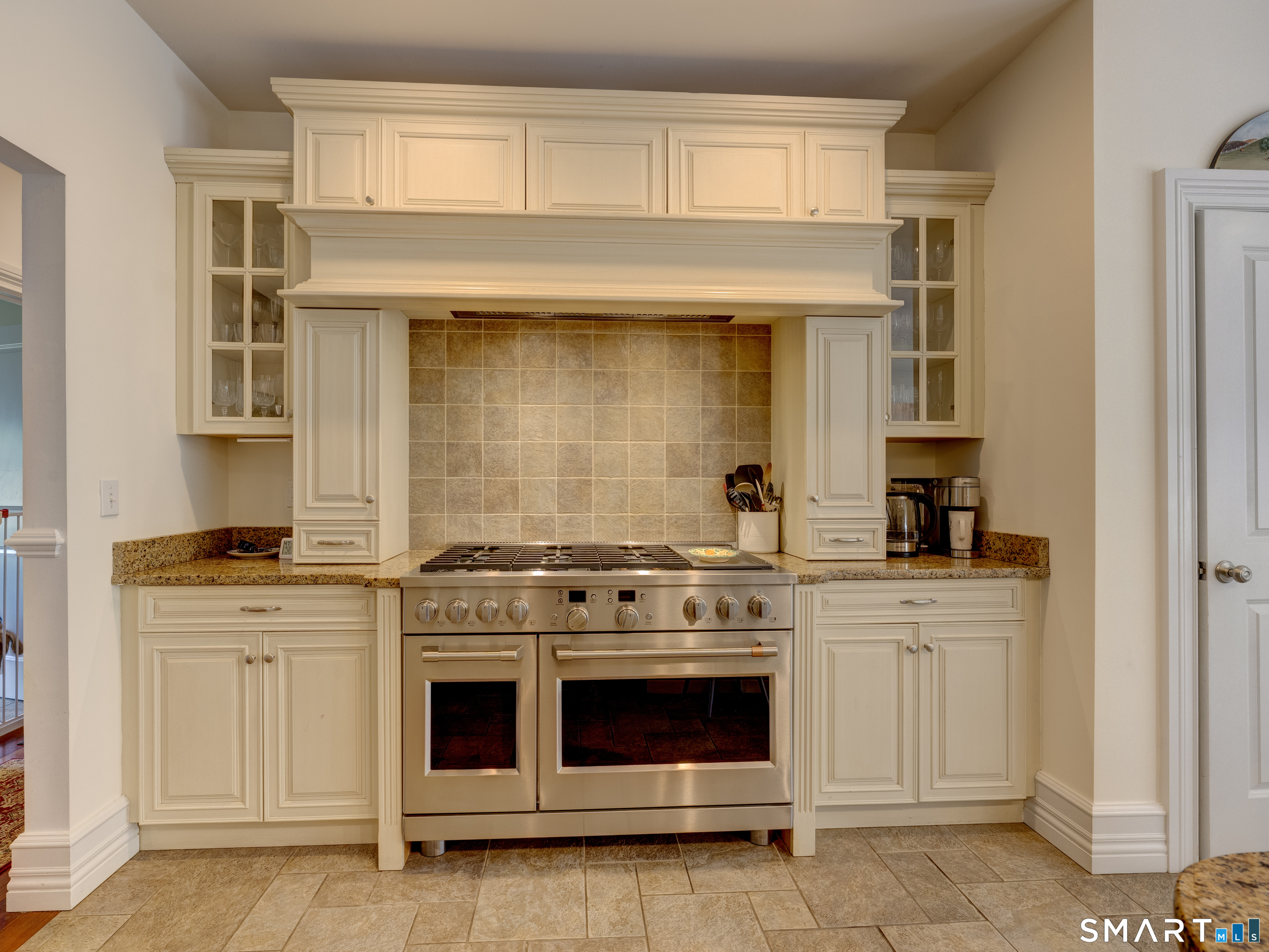 75 Warren Glen Burlington CT 06013