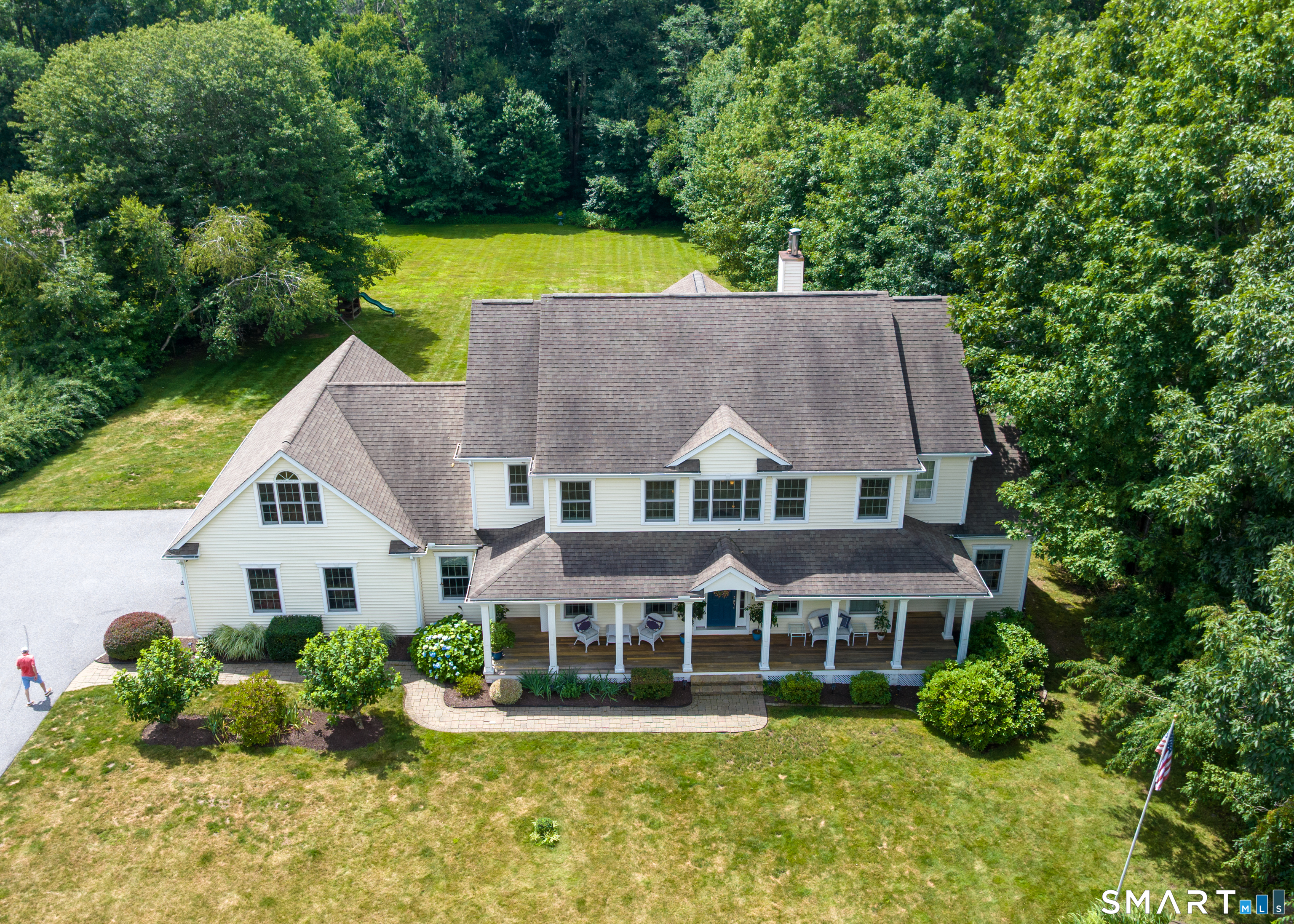 75 Warren Glen Burlington CT 06013
