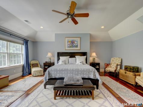 75 Warren Glen Burlington CT 06013