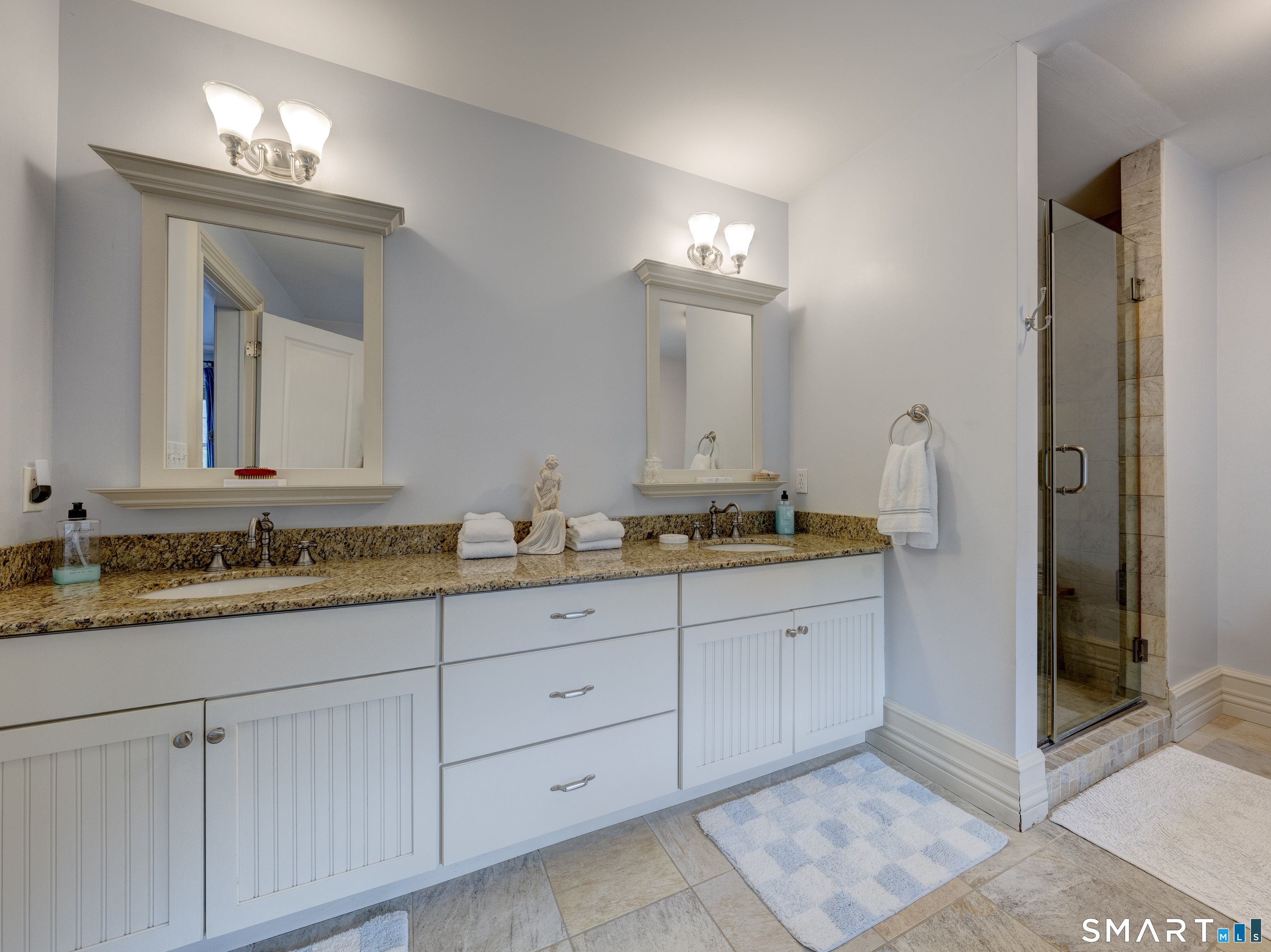 75 Warren Glen Burlington CT 06013
