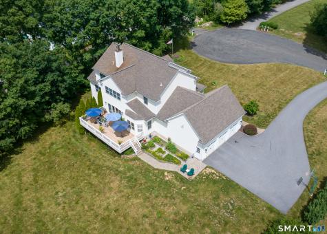 75 Warren Glen Burlington CT 06013