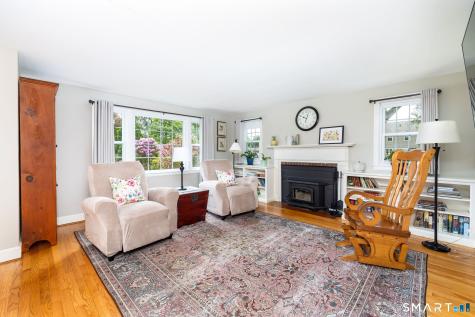 17 Alexander Drive East Hartford CT 06118