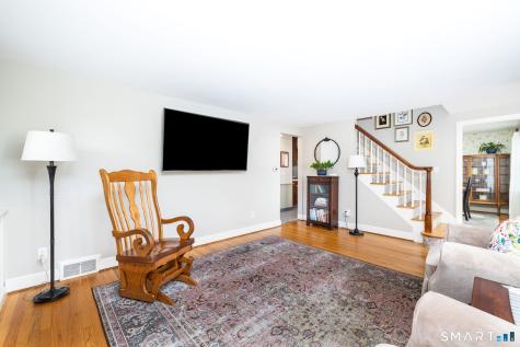 17 Alexander Drive East Hartford CT 06118