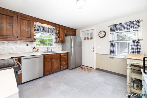 17 Alexander Drive East Hartford CT 06118