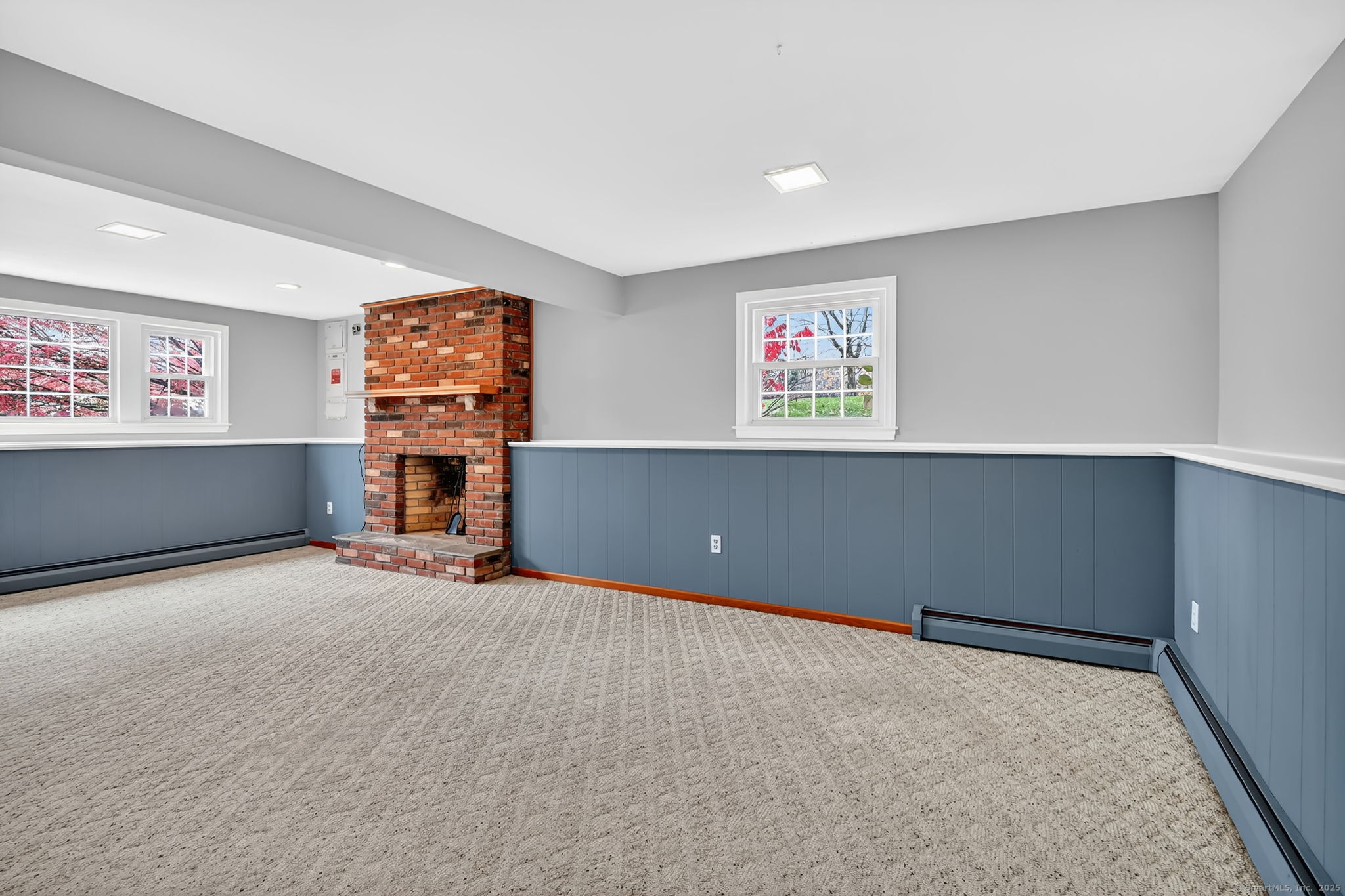 10 Oxcart Drive Windsor CT 06095