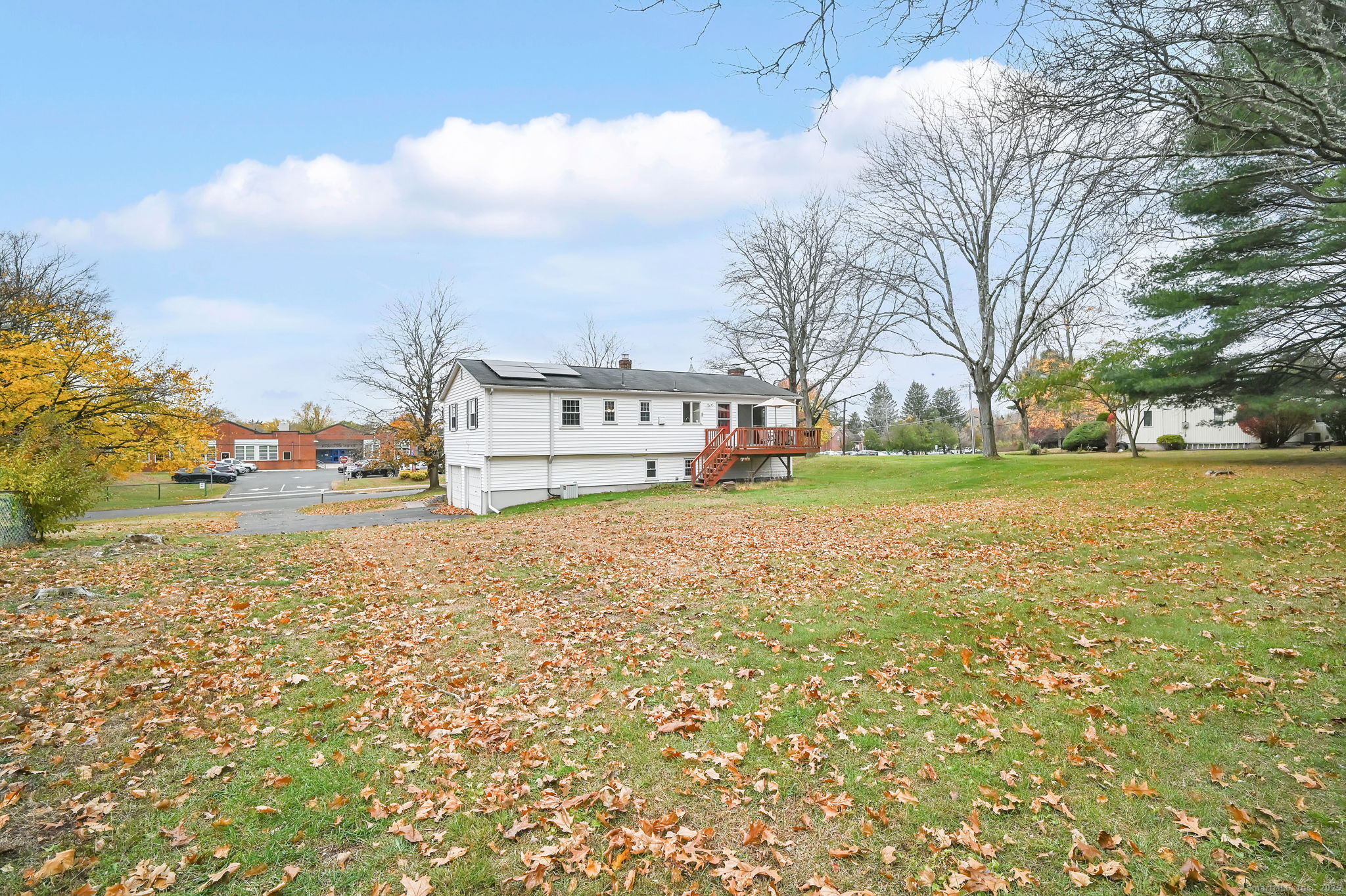 10 Oxcart Drive Windsor CT 06095