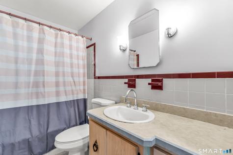 339 Goldenrod Avenue Bridgeport CT 06606