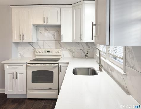 339 Goldenrod Avenue Bridgeport CT 06606