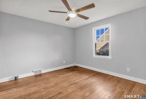 339 Goldenrod Avenue Bridgeport CT 06606