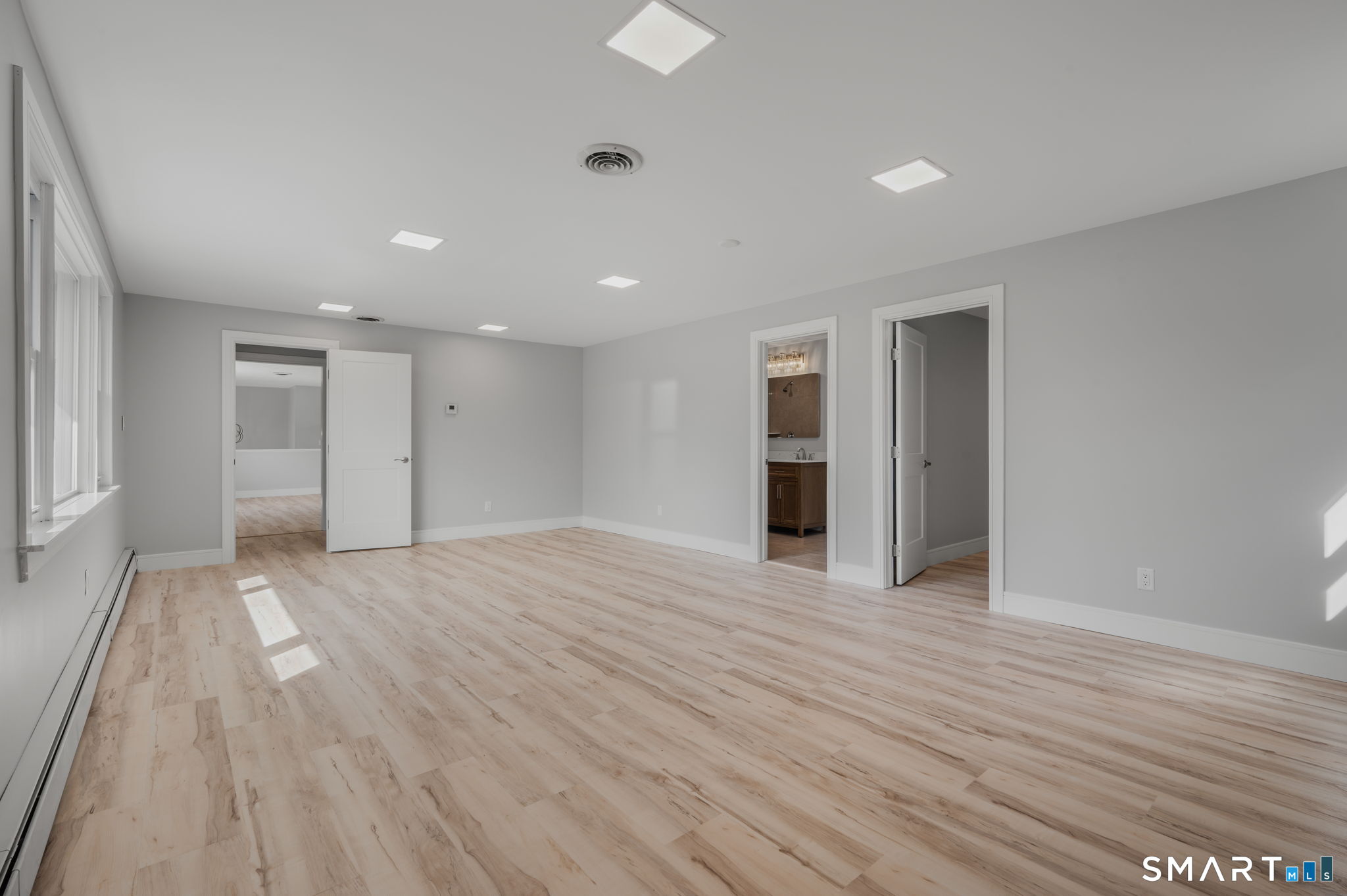 17 Elrin Place New London CT 06320