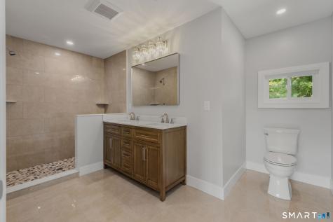 17 Elrin Place New London CT 06320