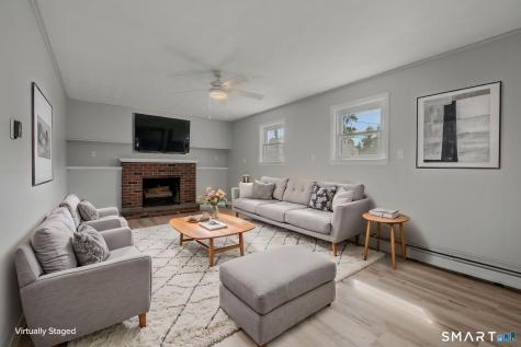 17 Elrin Place New London CT 06320