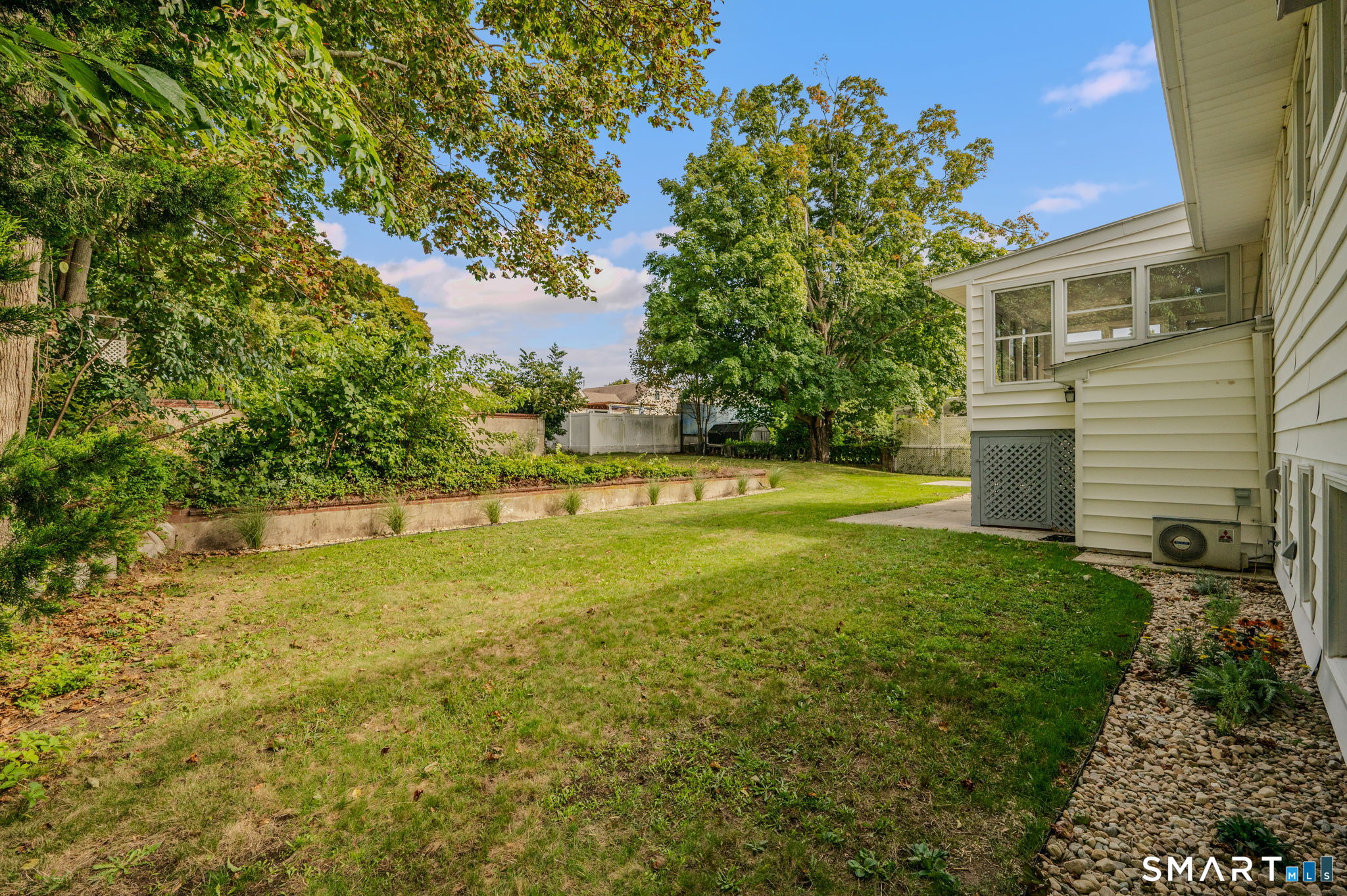 17 Elrin Place New London CT 06320