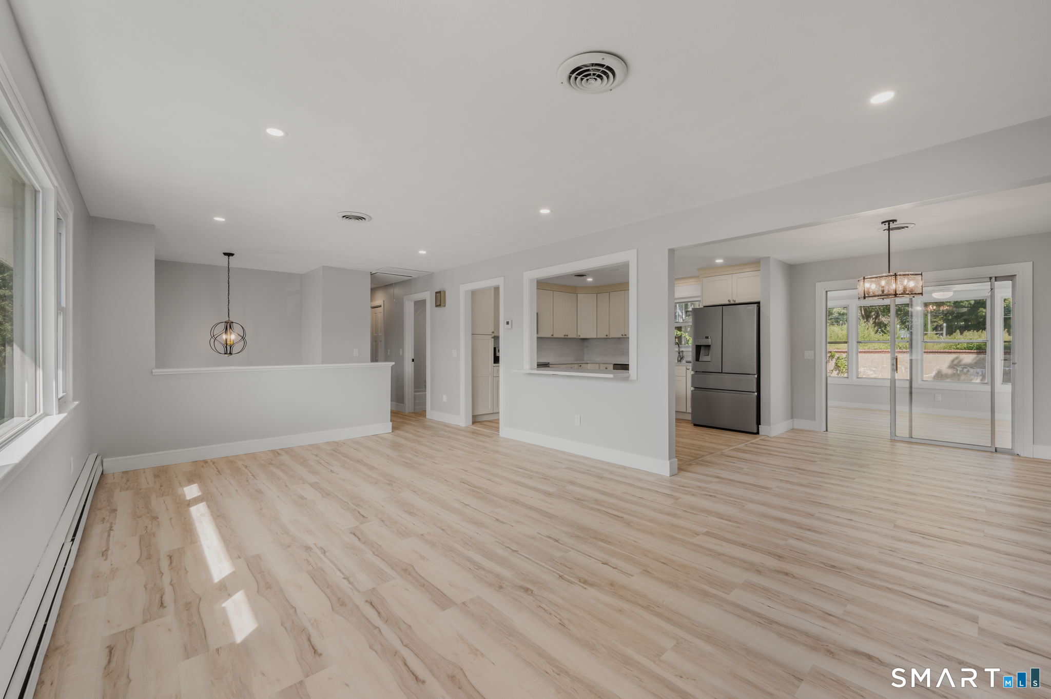17 Elrin Place New London CT 06320
