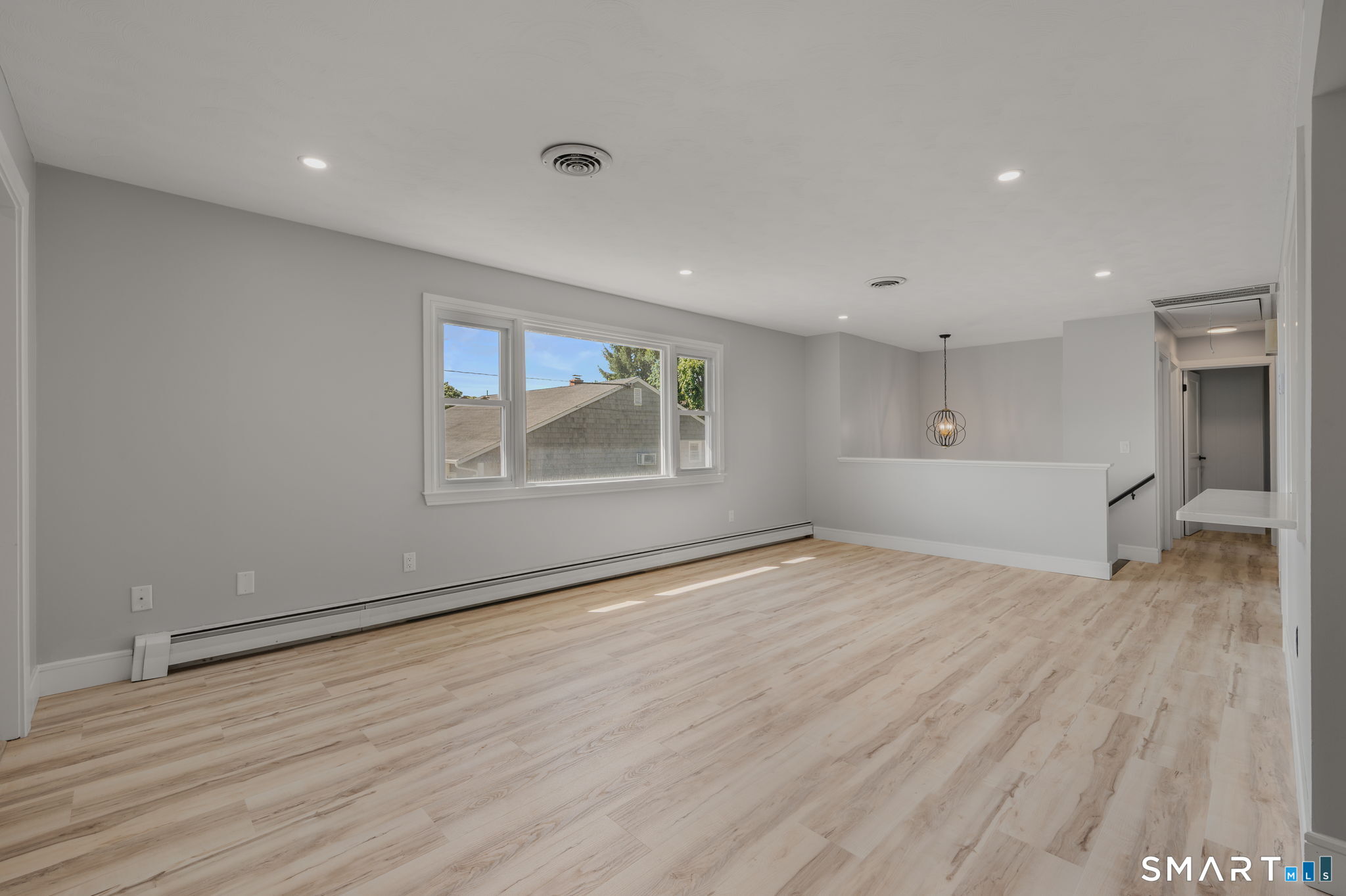 17 Elrin Place New London CT 06320