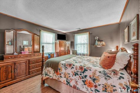 65R Hanover Street Wallingford CT 06492
