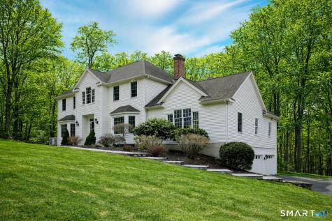 2 Eden Hill Road Newtown CT 06470