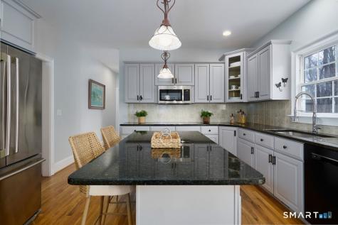 2 Eden Hill Road Newtown CT 06470