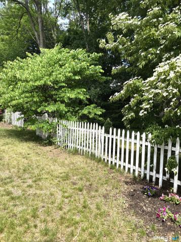 4 Hazelmeadow Place Simsbury CT 06070