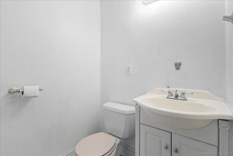 143 Bridge Street East Windsor CT 06088