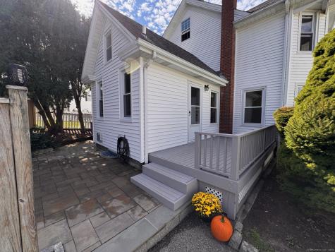 17 High Street Groton CT 06340