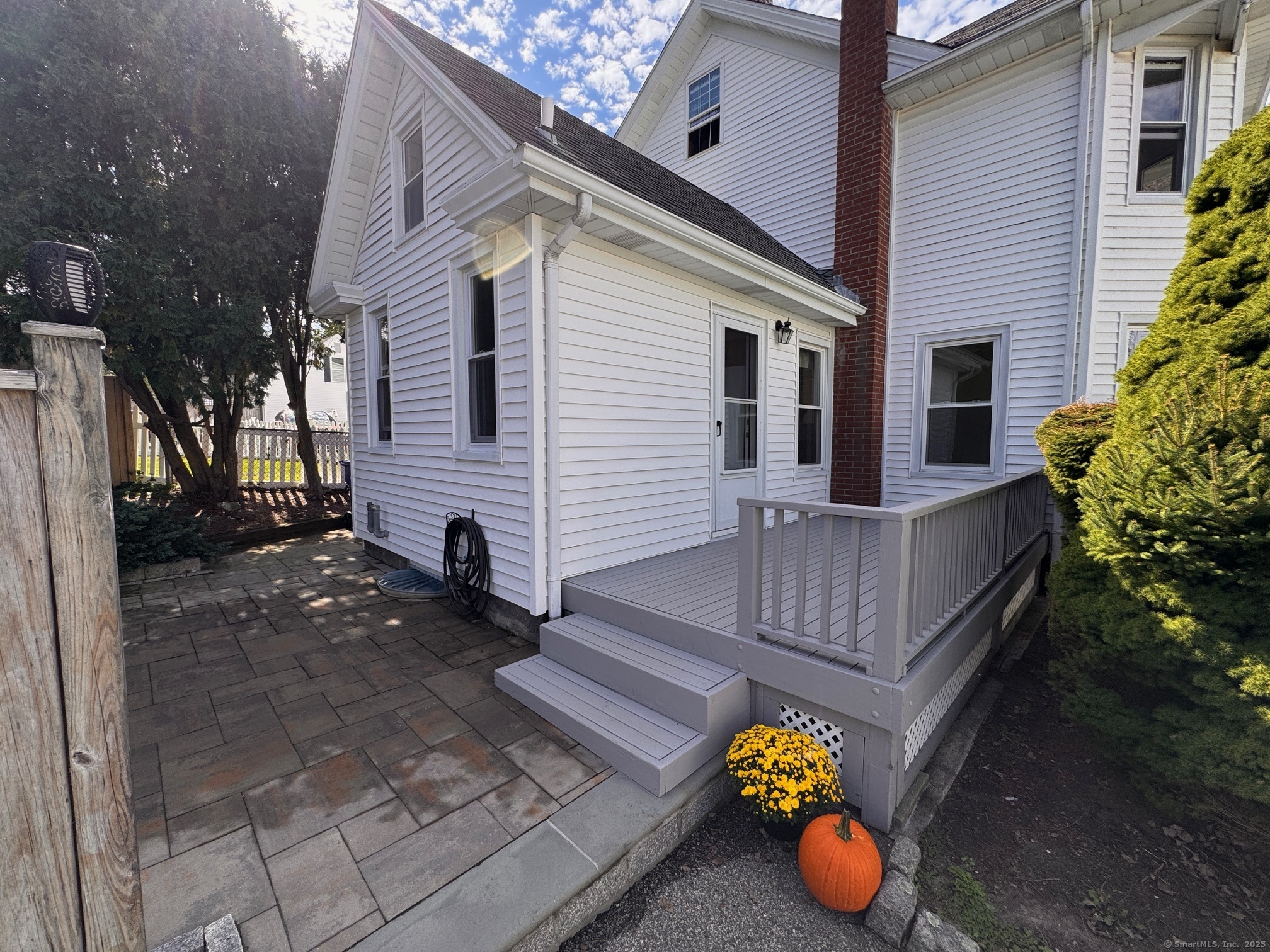 17 High Street Groton CT 06340