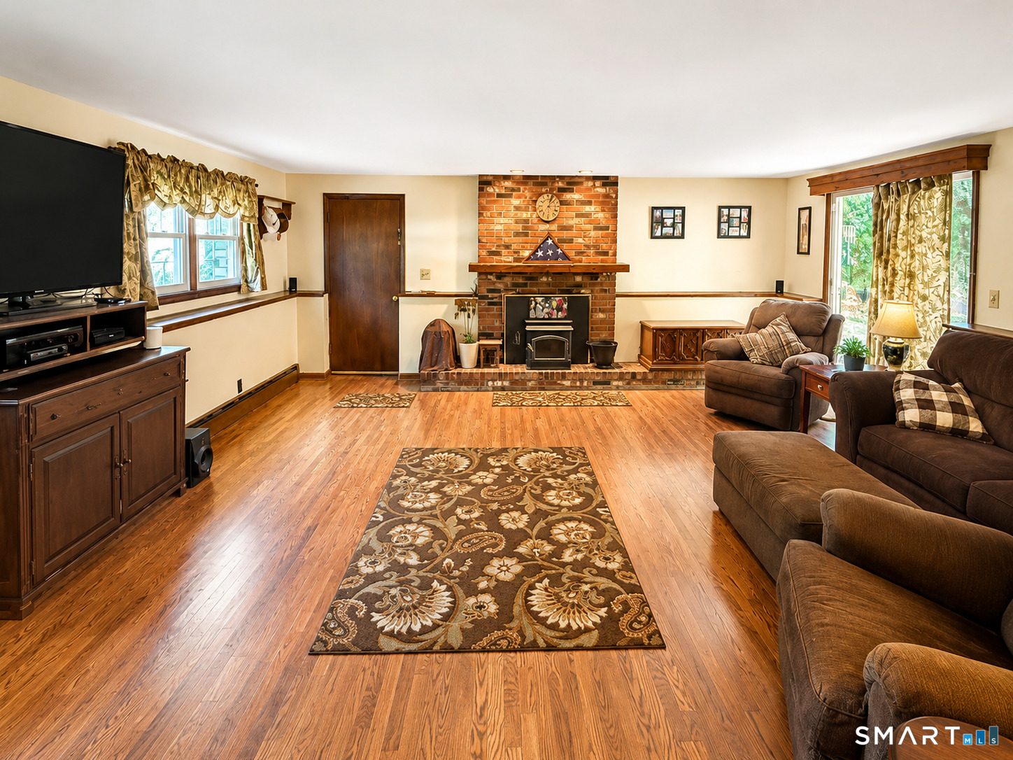 9 Garry Drive East Haven CT 06513