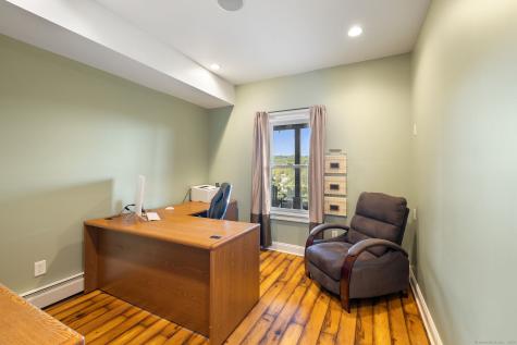 30 Megony Lane New Milford CT 06776