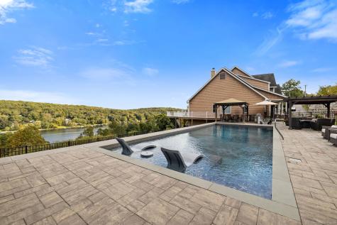 30 Megony Lane New Milford CT 06776