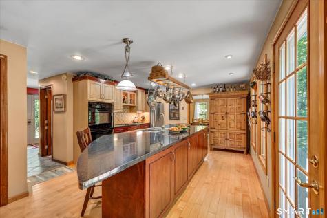 59 Indian Hill Road Canton CT 06019