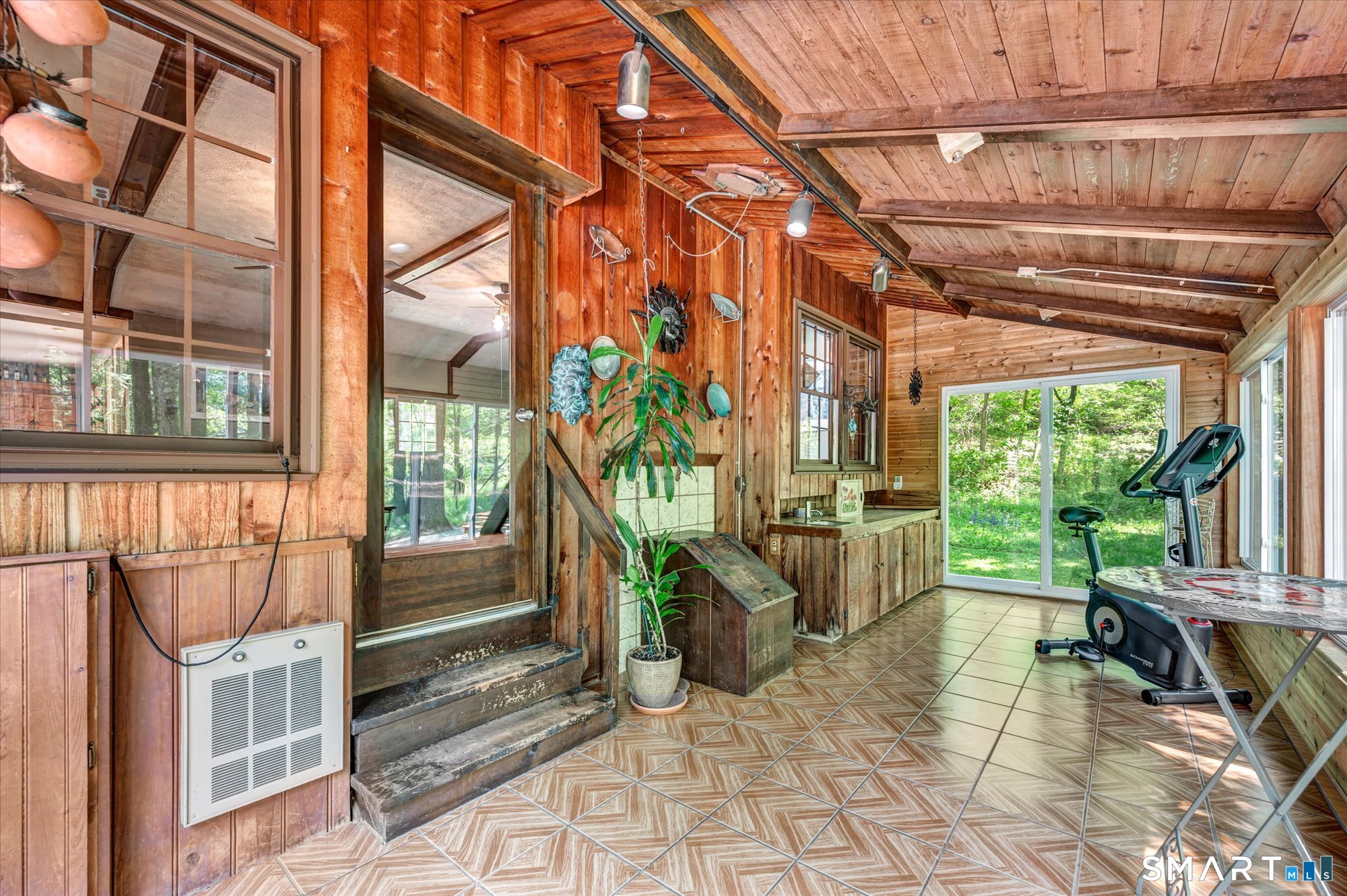 59 Indian Hill Road Canton CT 06019