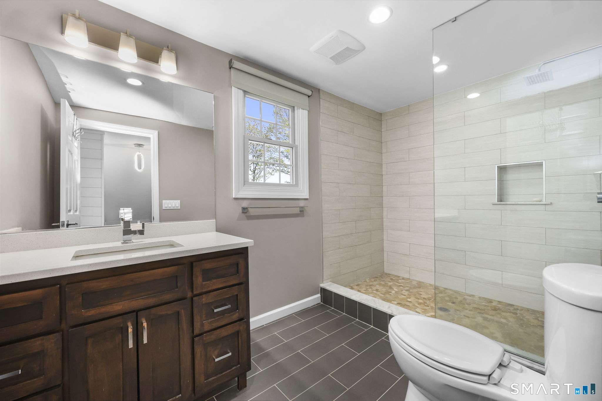 31 Hillandale Road Danbury CT 06811