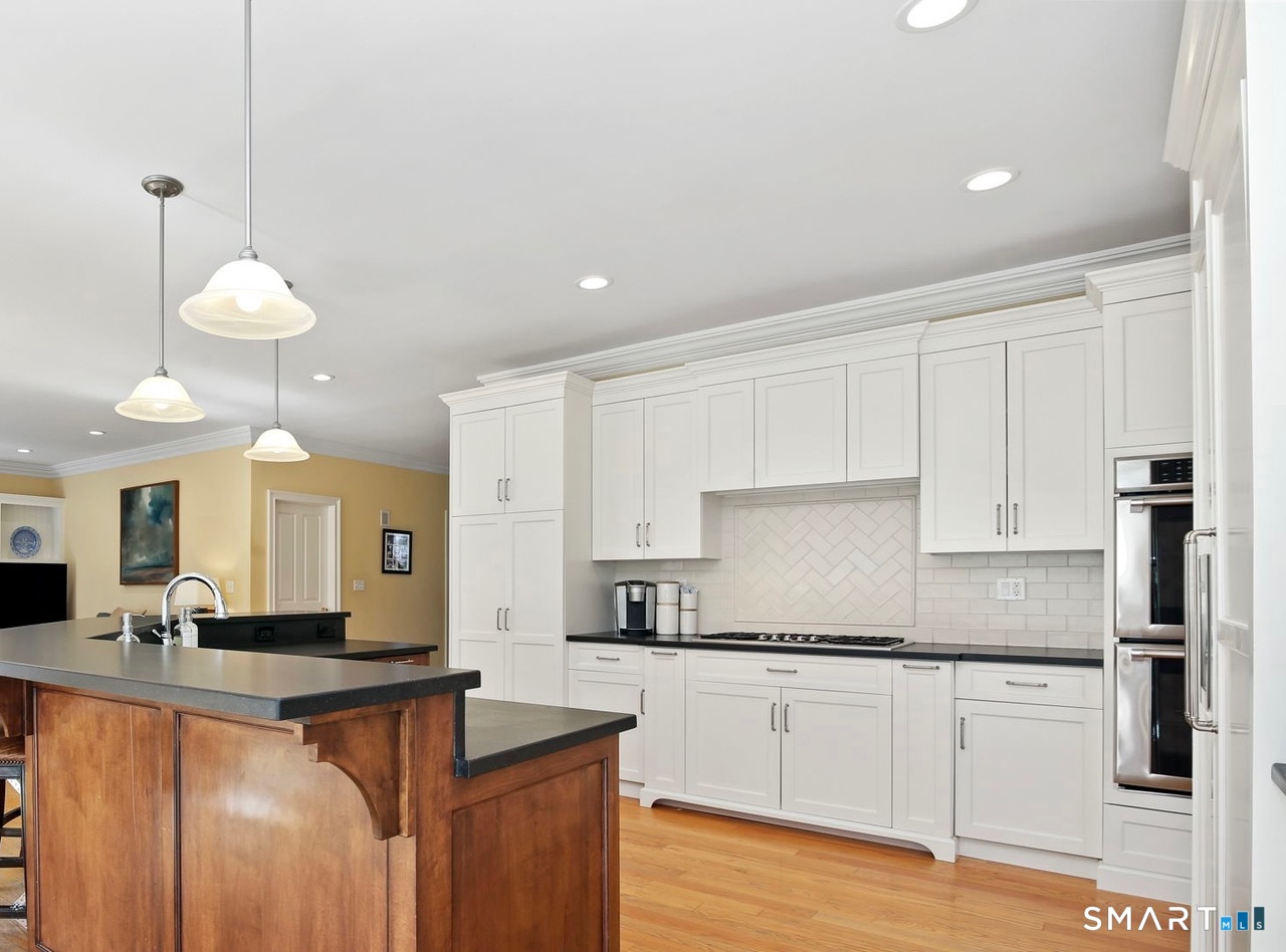 42 Topstone Road Redding CT 06896